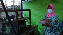 Eni Yuniarti Warga Kampung Muka
