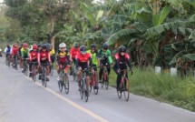 Bersama Komunitas Sepeda Merauke, Danrem 174/ATW Sosialisasi New Normal