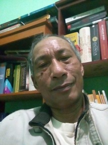 Ben Senang Galus, Penulis buku “Demokrasi Bumi dan Air