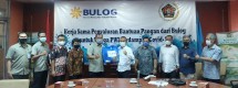 PWI-Bulog Salurkan Bantuan Pangan Dampak Covid-19
