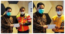 Menteri BUMN Erick Thohir saat memberikan hadiah untuk penemu uang ratusan juta di KRL