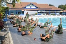Prajurit Batalyon Arhanud 2 Marinir Laksanakan Latihan Renang Militer