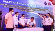 Peletakan Lunas (keel laying) Bus Air, di Galangan PT. Proskuneo Kadarusman, Muara Baru Ujung, Jakarta Utara