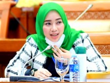 Anggota Komisi VII Ratna Juwita