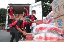 SiCepat Ekspres melalui program Corporate Social Responsibility (CSR) menyalurkan bantuan untuk korban Gempa yang terjadi di Kabupaten Mamuju – Sulawesi Barat dan korban banjir di Kalimantan Selatan pada hari Kamis, tanggal 21 Januari 2021.
