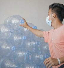 Pedagang air galon