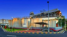 PLN GG - DEB Teken MoU Pengembangan LNG Terminal Bali