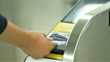 Bank DKI juga memiliki produk e-money berbasis kartu yakni JakCard & JakLingko