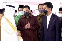 Menteri BUMN Erick Thohir dan Menteri UEA dalam Peletakan Batu Pertama Masjid Agung Syeikh Zayed di Solo