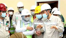 Menaker Ida Kunjungi Kawasan Industri Weda Bay
