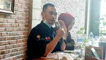 Pemimpin Redaksi Majalah My Income, Asep Erwin