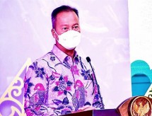 Menperin Agus Gumiwang Kartasasmita