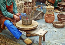 Ilustrasi Pengrajin Rotan (Foto : pixabay)