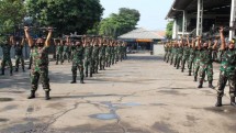 Senam Senjata Prajurit Korps Marinir