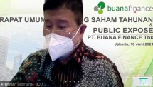 Direktur PT Buana Finance Tbk (BBLD), Herman Lesmana, ketika memberikan informasi mengenai kinerja perseroan dalam acara paparan publik secara virtual usai RUPST di Jakarta, Jumat (18/06/2021). (Foto: Bang Abe)