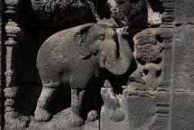 Relief Candi Borobudur Sarat Edukasi