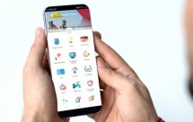 Nasabah melakukan pembayaran zakat menggunakan OCTO Mobile dari CIMB Niaga