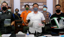 Polisi Ringkus Pria Nekat Penanam 6 Pot Ganja di Kamar Mandi