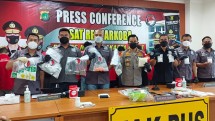 Polres Metro Jakarta Pusat Bongkar Home Industry Ineks Palsu di Johar Baru