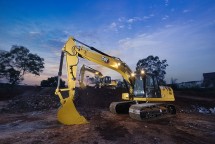Hydraulic Excavator CAT 320 GX merupakan excavator terbaru di kelas 20 ton. Mesin alat berat ini berkinerja luar biasa dan harga terjangkau sehingga memiliki jurus andal untuk mengembalikan modal lebih cepat. (Foto: Humas PT Trakindo Utama)