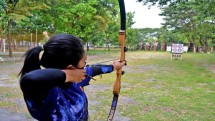 Atlet Panahan Junior Yonif 3 Marinir Latihan Kemampuan Memanah