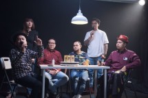 Peluncuran Liquid Vape 'Tercyduk' yang dilakukan oleh Majlis Lucu Indonesia lewat Streaming