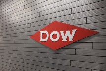 Pabrik Dow Indonesia yang berlokasi di Cilegon, Banten, dan memproduksi coating binder berbahan dasar air. Dow merupakan perusahaan material science global terkemuka dengan komitmen kuat untuk memberikan masa depan yang berkelanjutan bagi dunia melalui beragam solusi serta kolaborasi dengan mitra. Di Indonesia, Dow berdiri pada 1973 dan terus mengalami pertumbuhan. Lewat tiga target keberlanjutan perusahaan - Menjaga Iklim, Mengelola Sampah, dan Ekonomi Sirkuler, Dow mendukung pemerintah mencapai pemulihan