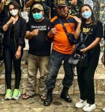 Artis Sarah Sova Gerak Cepat Beri Bantuan Korban Gunung Semeru Lumajang
