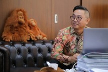  Iwan Tirtha selaku Direktur Utama PT Sunindo Adipersada Tbk 