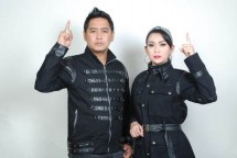 Artis Ratna Listy Rangkul Panglima Langit