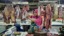 Pedagang Daging Sapi di Pasar Tradisional 