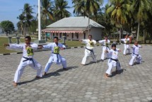 Prajurit Puslatpurmar 7 Lampon Banyuwangi Ujian Kenaikan Sabuk Karate