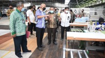 Berkolaborasi dengan INFORMA, PT Golden Dacron Gencarkan Produksi Furnitur Lokal