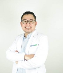 dr. Johanes Ari selaku Dokter Spesialis Anak di Siloam Hospitals Mampang.