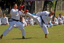Prajurit Yonif 3 Marinir Laksanakan Ujian Kenaikan Tingkat Bela Diri Karate