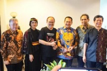 Ketua MPR RI Bambang Soesatyo (Tengah)