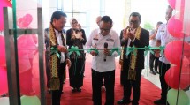 Didampingi Kepala Perpusnas Muhammad Syarif Bando, Bupati Mesuji meresmikan gedung layanan perpustakaan umum Kabupaten Mesuji.