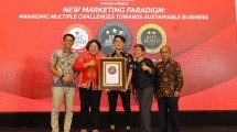 Dulux Raih Penghargaan Double Platinum Indonesia Best Brand Award 2022