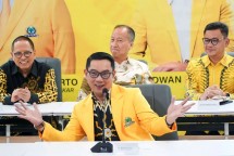 Pada hari Rabu, 18 Januari 2023, Ketua Umum Partai Golkar Airlangga Hartarto didampingi jajaran pimpinan telah secara resmi menerima Gubernur Jawa Barat Ridwan Kamil (Kang Emil) sebagai Kader Partai Golkar. 