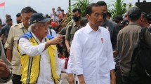 Presiden Jokowi dan Menteri PUPR Basuki Hadimuljono 