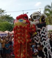 Kampung Cina Harvest City Cileungsi Bogor Menggelar Pertunjukan Barongsai