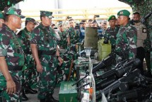 Panglima TNI Laksamana Yudo Margono Lepas Keberangkatan Satgas Pamtas RI - PNG