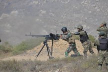 Prajurit Korps Marinir TNI AL Mencoba Senjata Bantuan PAK Marines