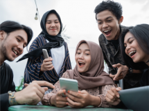 Gen Z merupakan kelompok terbesar dalam demografi di Indonesia. Terlahir di antara tahun 1997 sampai 2002, mereka pada dasarnya fasih dalam dunia teknologi dan berbakat dalam banyak bidang. Sumber: tanotofoundation.org