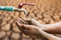 DOK. Shutterstock Ilustrasi krisis air bersih