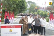 Presiden Jokowi Resmikan 27 Ruas Inpres Jalan Daerah di Sulawesi Selatan Senilai Rp669 Miliar