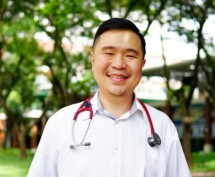 Stevent Sumantri, dokter spesialis penyakit dalam yang berpraktek di RS Siloam Lippo Village (UPH) 