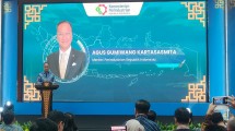 Menteri Perindustrian Agus Gumiwang Kartasasmita 