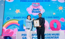 Baby Happy Diapers Cetak Rekor MURI 1.000 Bayi Indonesia Ganti Popok Serentak