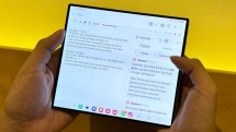 Note Assist di Galaxy Z Fold6 bisa mengubah percakapan menjadi teks secara otomatis, pengguna pun bisa membaca hasilnya di layar yang lebar dengan nyaman.
